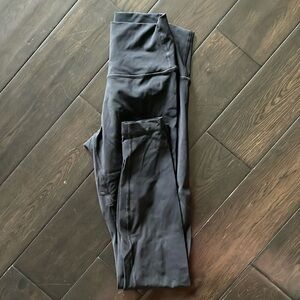 Black Lululemon leggings
